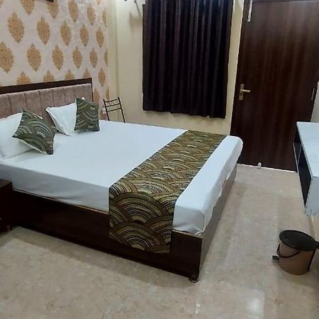 Hotel Js Banaras Residency Waranasi Zewnętrze zdjęcie